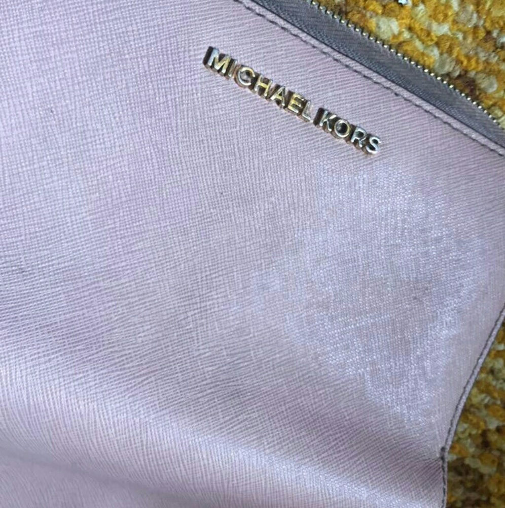 Gently Used Michael Kors Baby Pink Leather Wallet